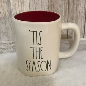Rae Dunn ’Tis The Season Mug